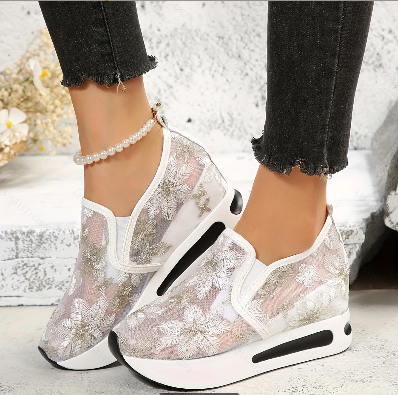 Sports Equipment For Running - Lace Flats Platform Women Sport Shoes